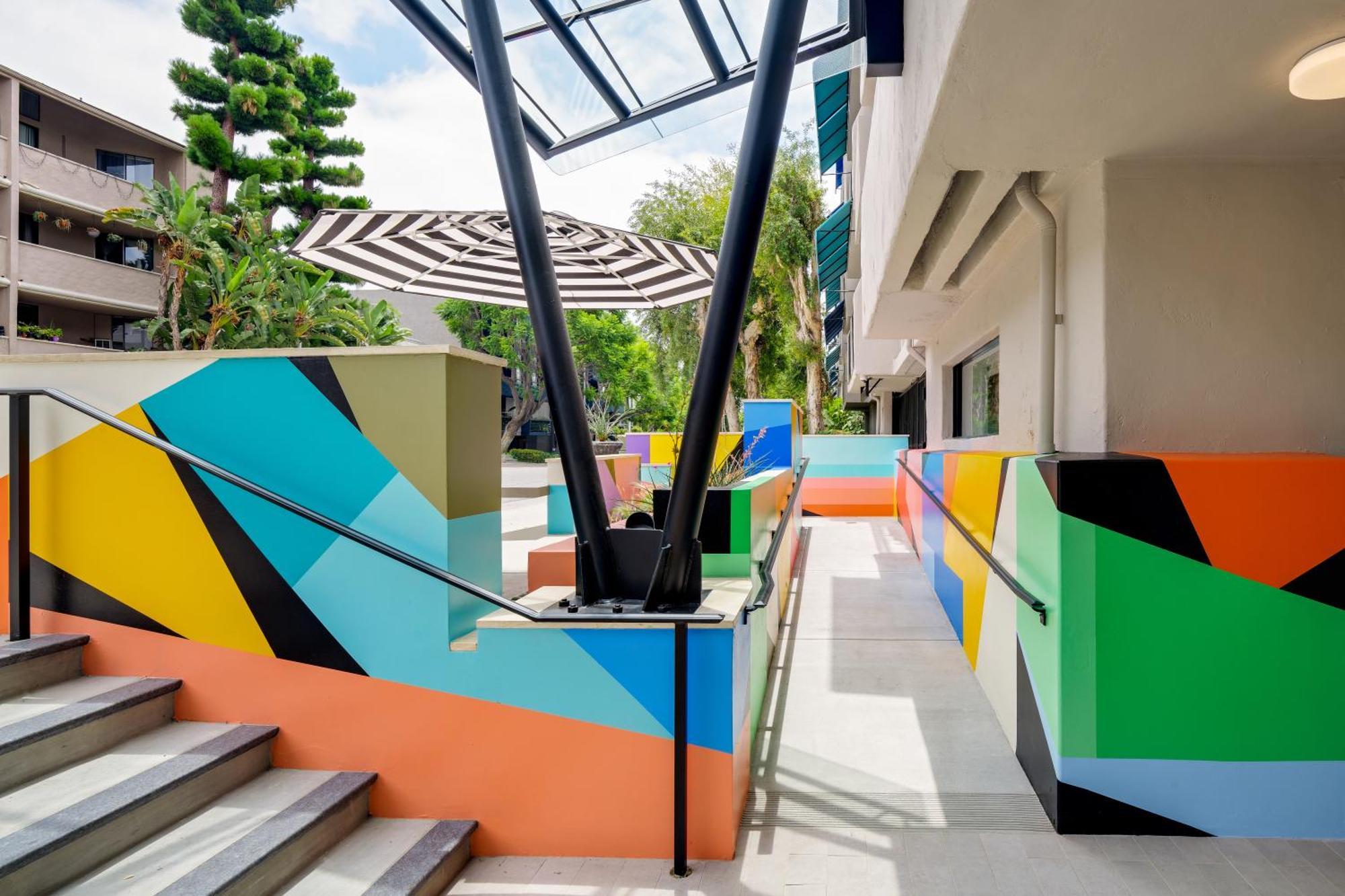 Le Parc At Melrose 4*